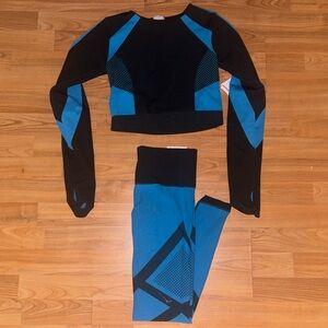 NWT SPORTS ILLUSTRATED WORKOUT SET